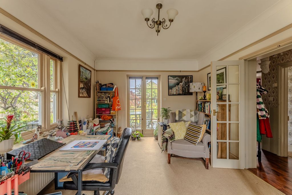 Property photo 3 of 29