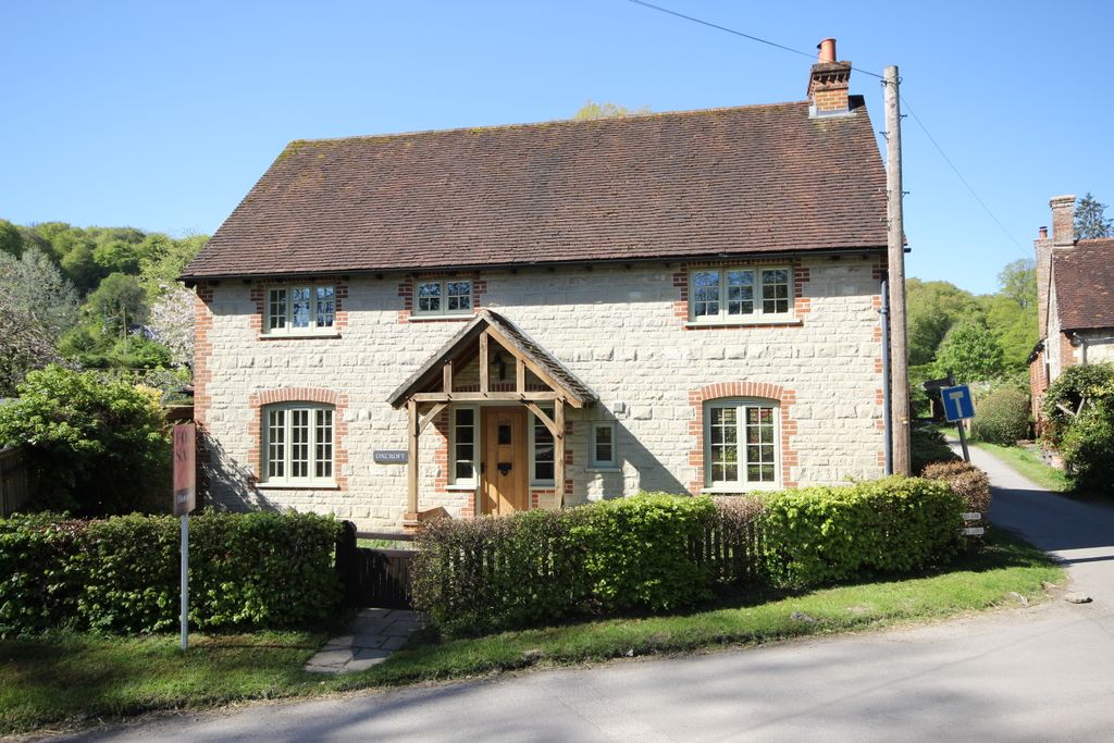 Property photo 1 of 24