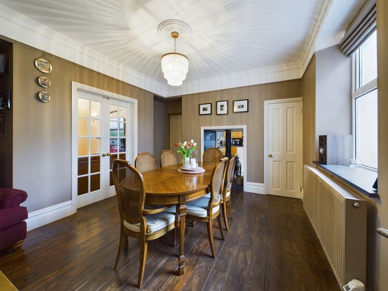 Property photo 3 of 18 Dining Room