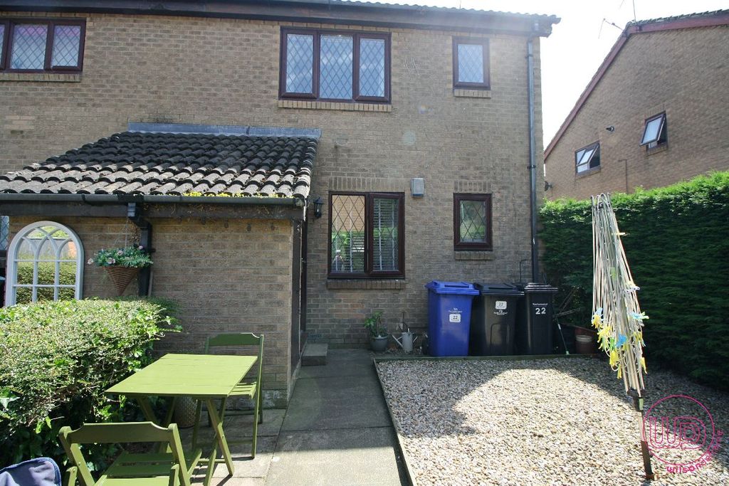 Property photo 2 of 14