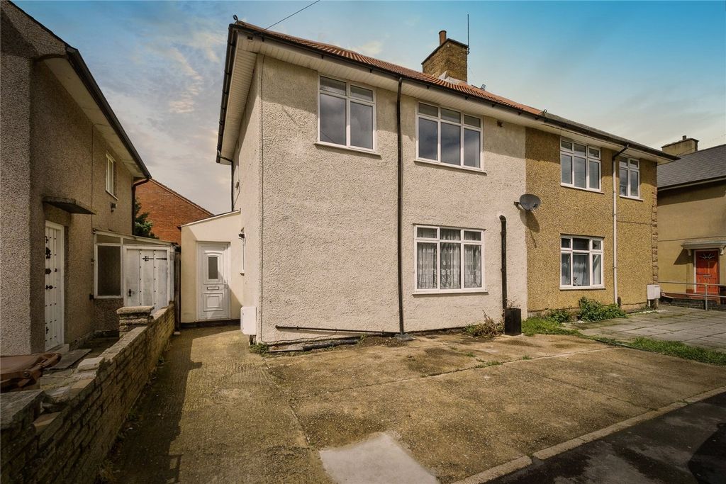 Property photo 1 of 17 Picture No. 24