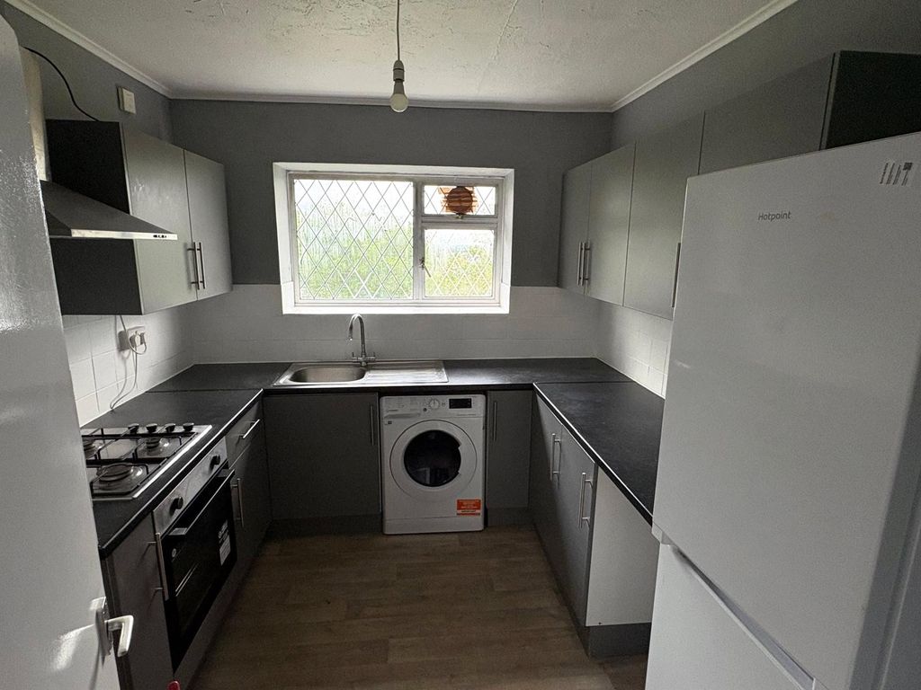 Property photo 2 of 6 Picture No. 06