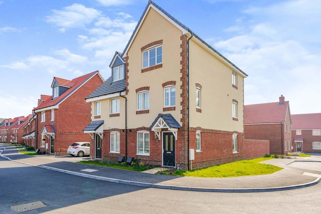 Property photo 1 of 14 Image