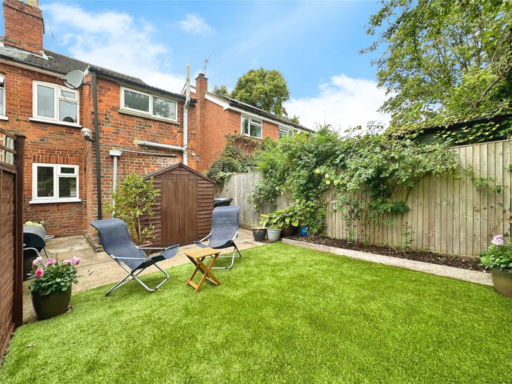 Property photo 2 of 17 Picture No. 20