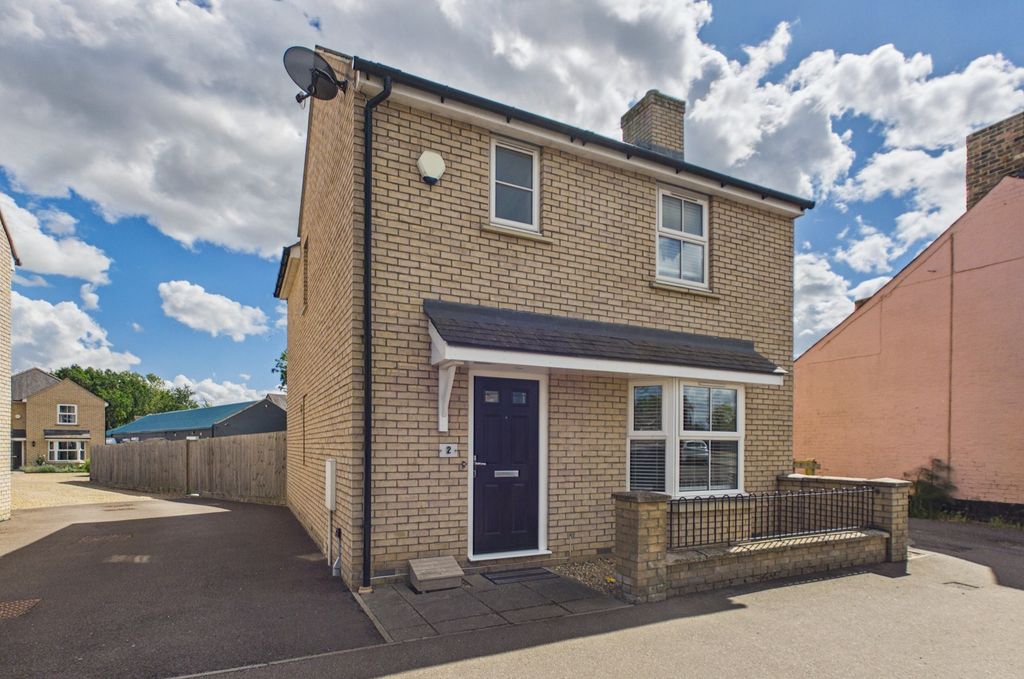 Property photo 1 of 18 Cam02519G0-Pr0448-Still013