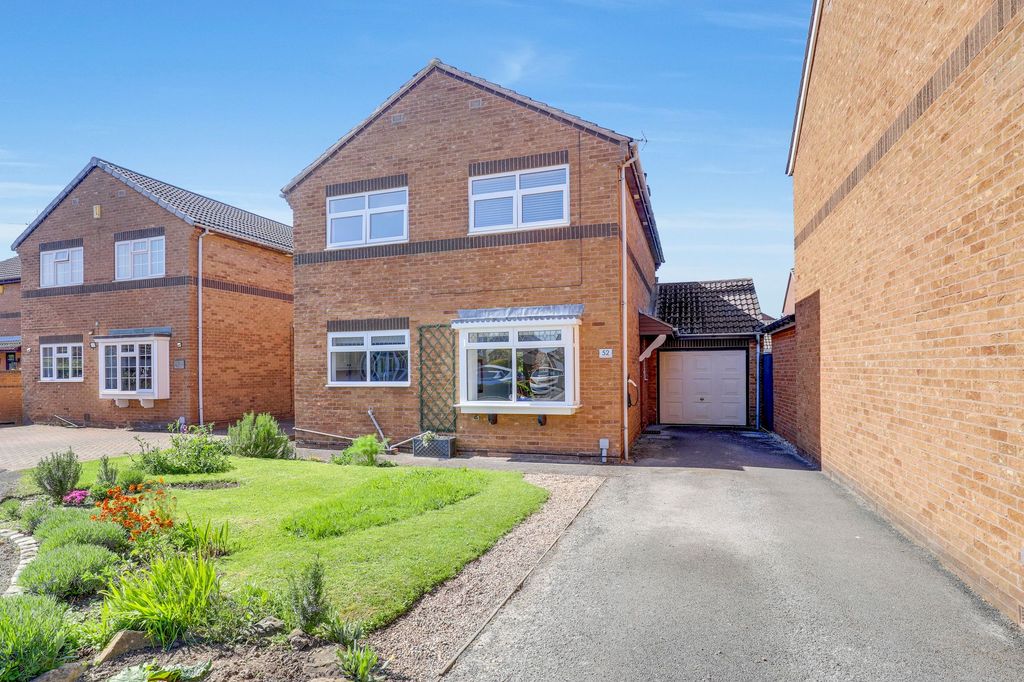 Property photo 1 of 18