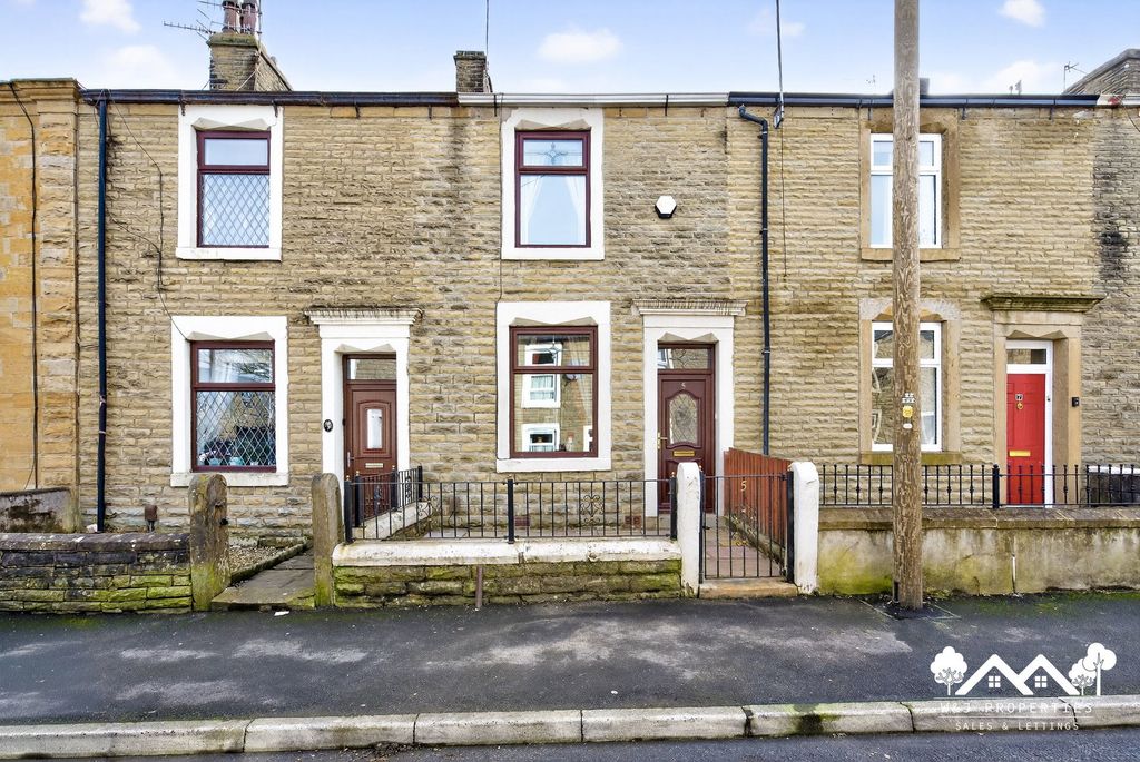 Property photo 1 of 25