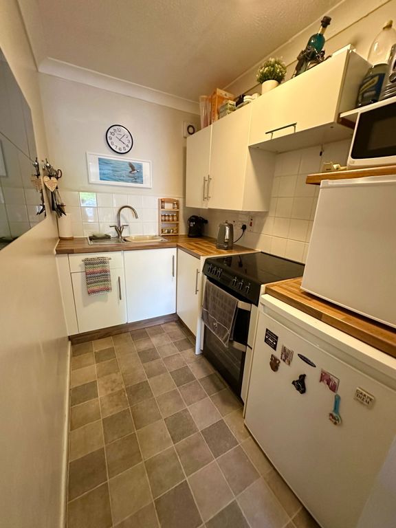 Property photo 3 of 18