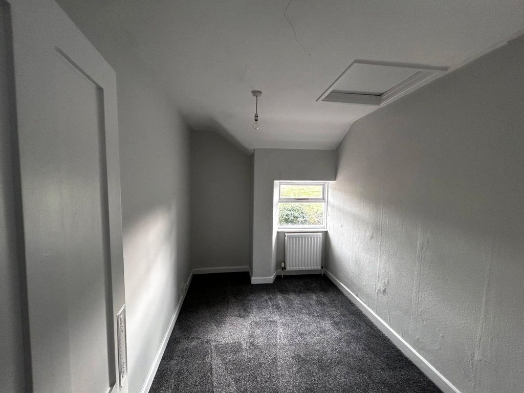 Property photo 3 of 10 Picture No. 02