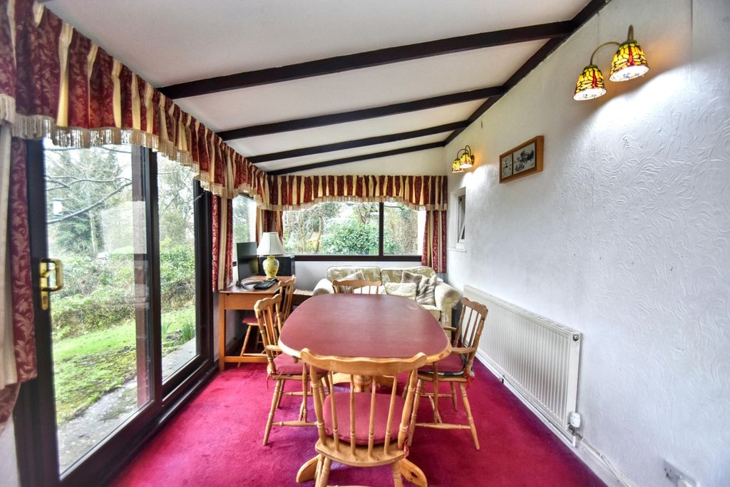 Property photo 3 of 15 Conservatory