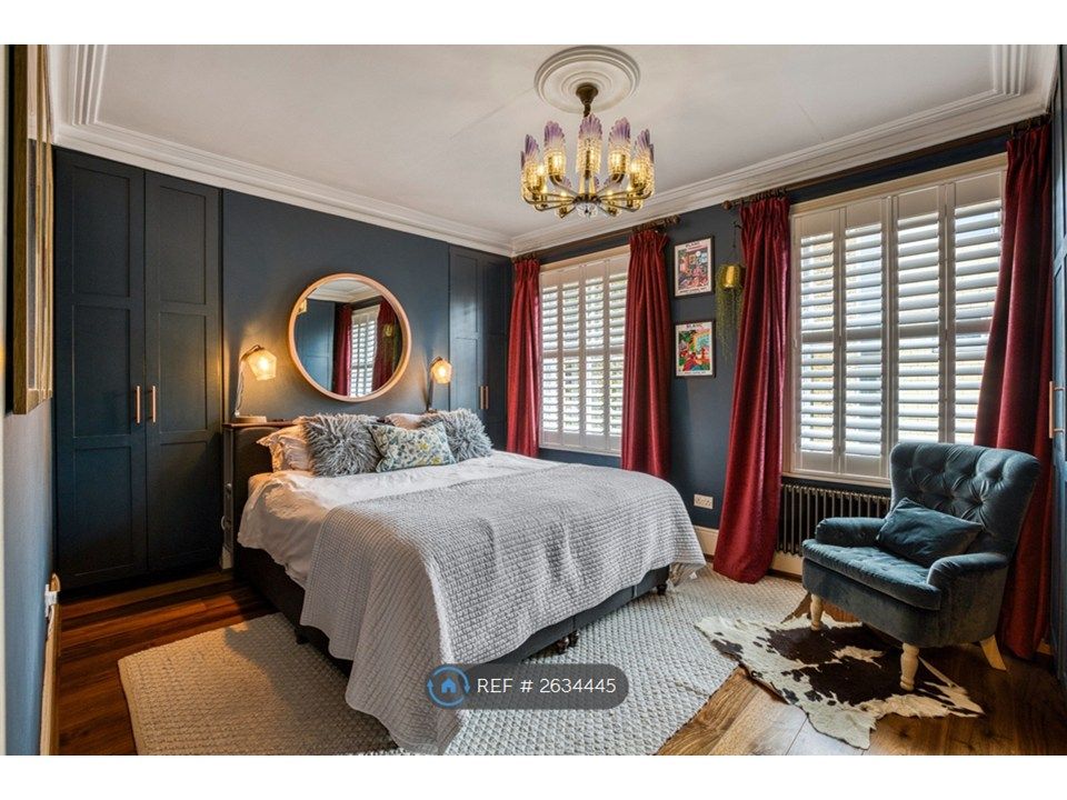 Property photo 3 of 35