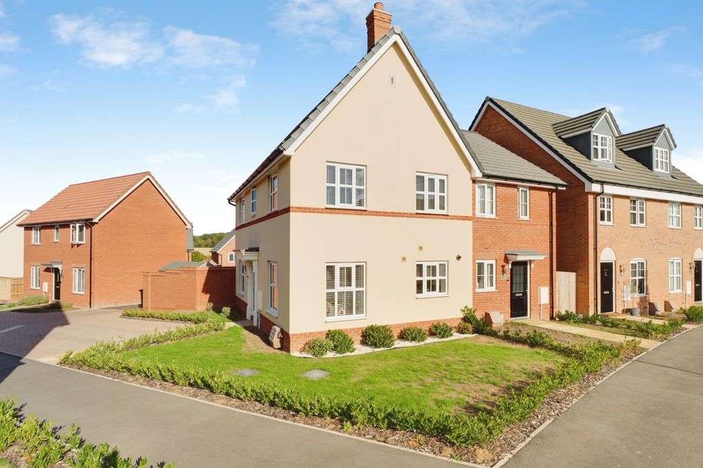Property photo 2 of 24 Pbox-Img.Jpg