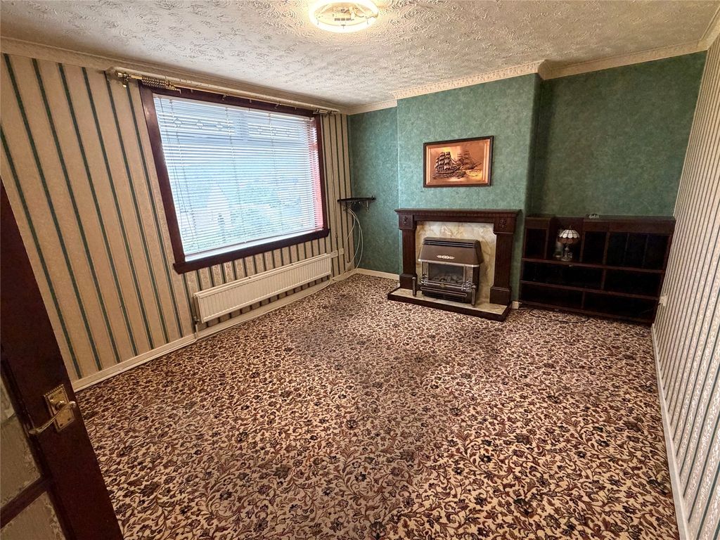 Property photo 2 of 12 Picture No. 05