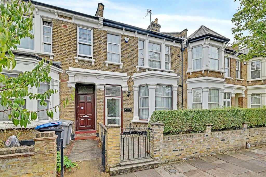 Property photo 1 of 9 Picture No. 06