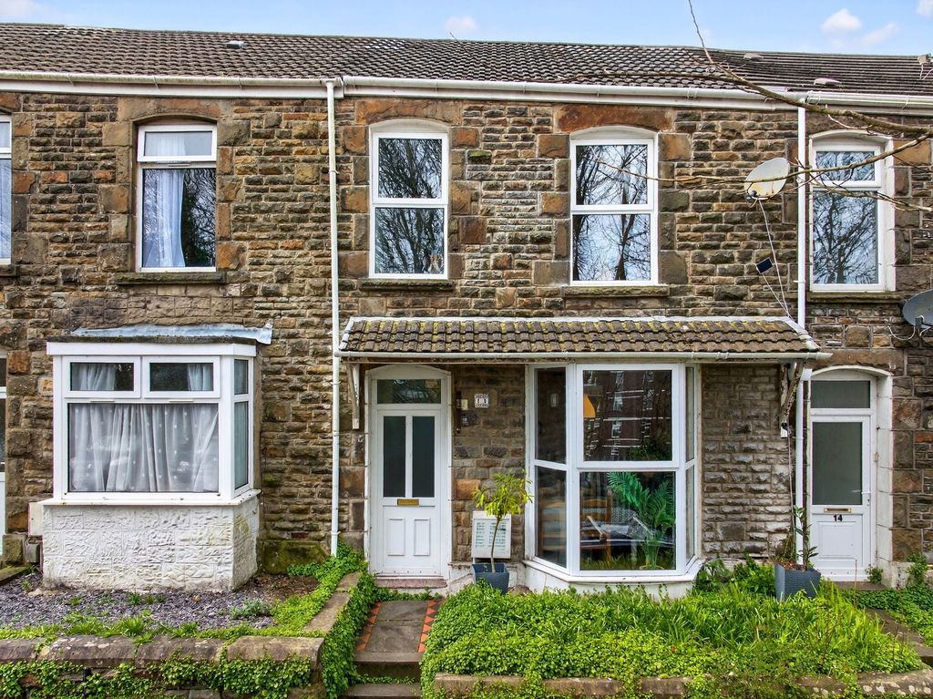 Property photo 1 of 35