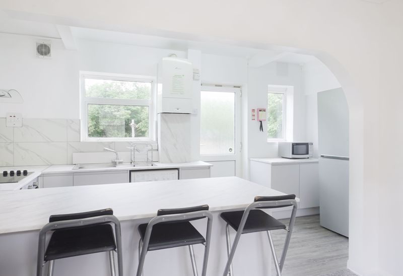 Property photo 3 of 13 Photo 14