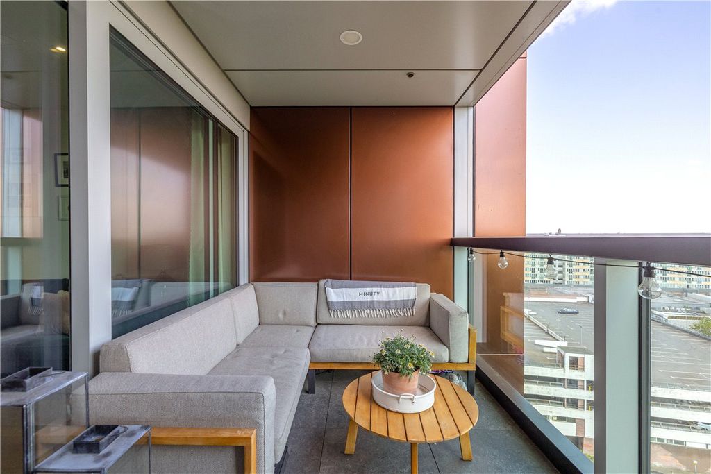 Property photo 2 of 16 Picture No. 09