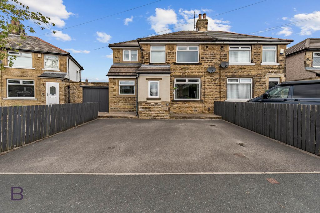 Property photo 1 of 29