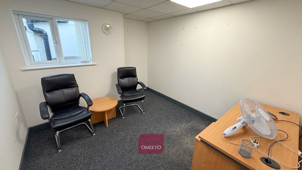 Property photo 1 of 4 Office To Let