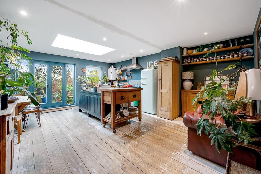 Property photo 3 of 15 Photo 3