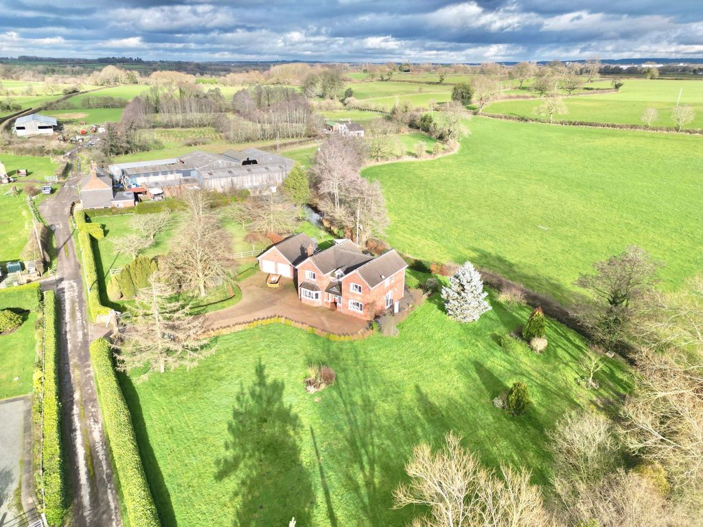 Property photo 1 of 30