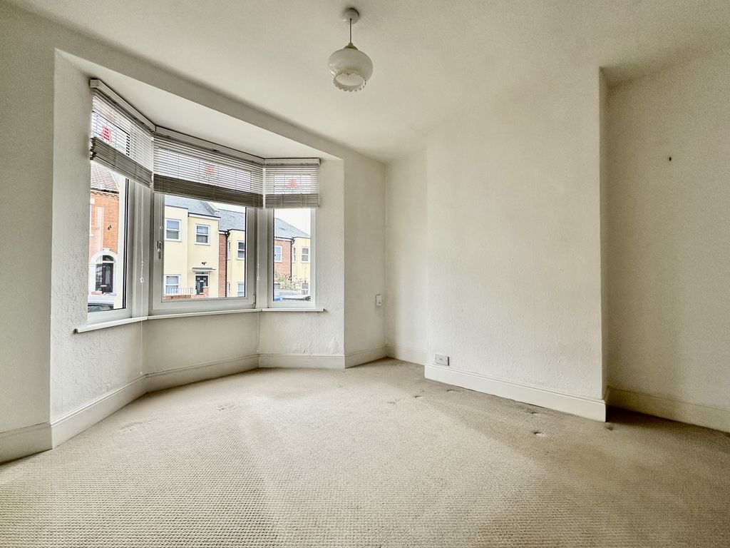 Property photo 2 of 13 Living Room