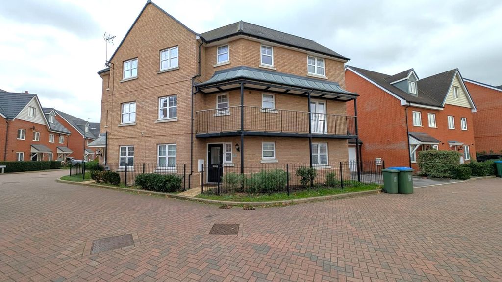 Property photo 3 of 25