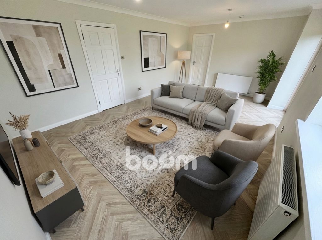 Property photo 2 of 37 Lounge