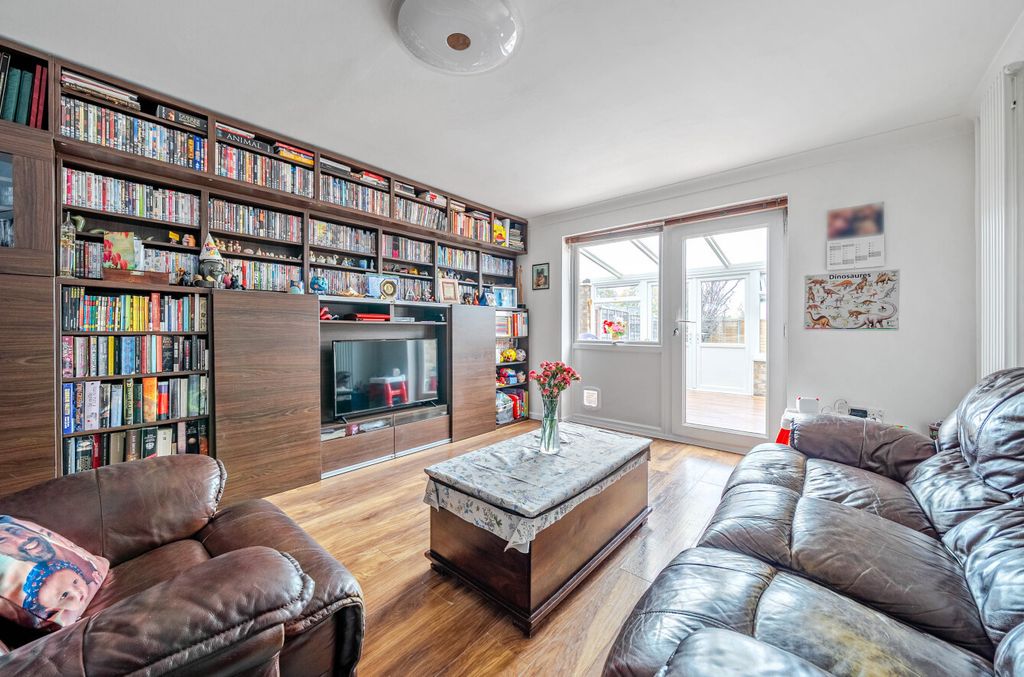 Property photo 3 of 13 1376206-13-69131F...