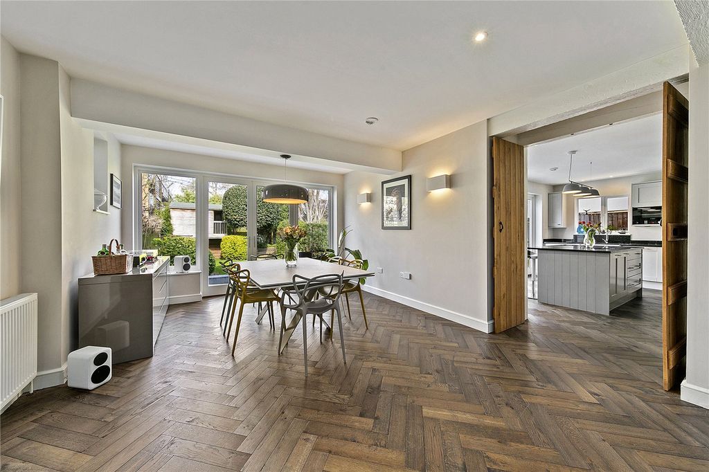 Property photo 3 of 28 Picture No. 08