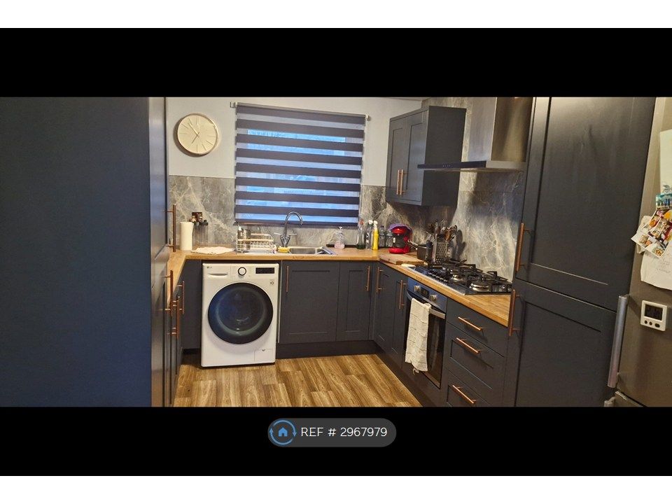 Property photo 2 of 2 Shared Kitchen/Diner