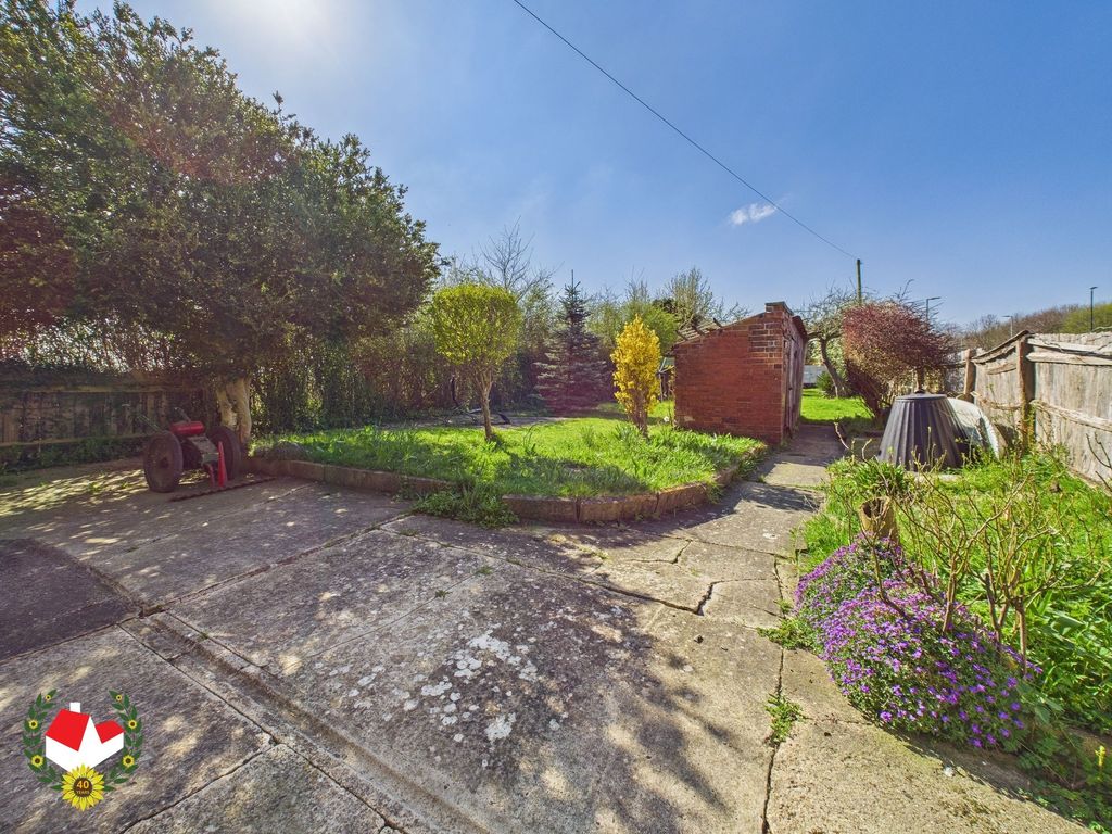 Property photo 2 of 19 Photo 5