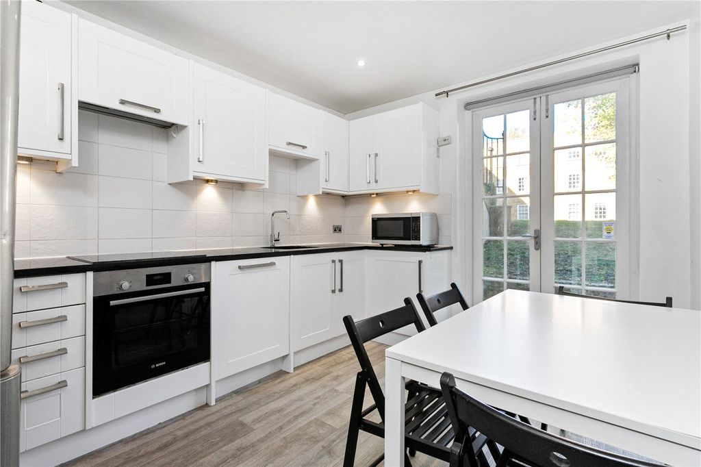 Property photo 3 of 15 Picture No. 17