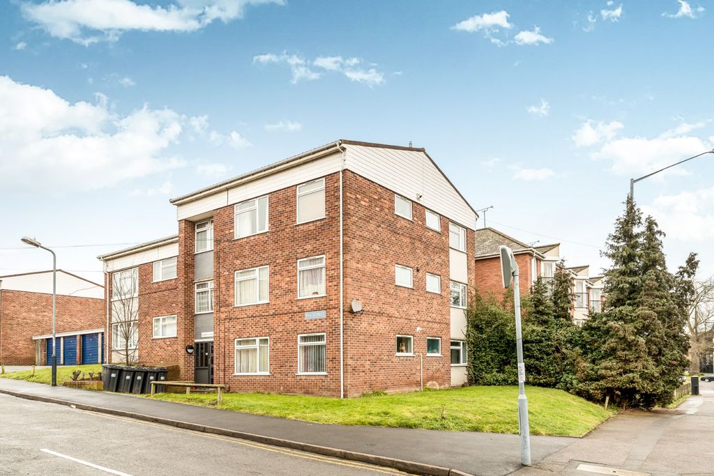 Property photo 1 of 16 Front