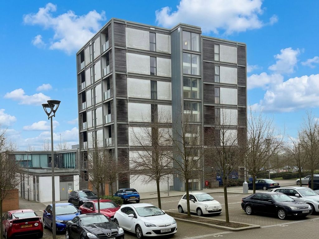 Property photo 1 of 9