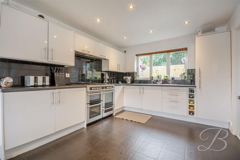 Property photo 2 of 40 Ccltd-2.Jpg