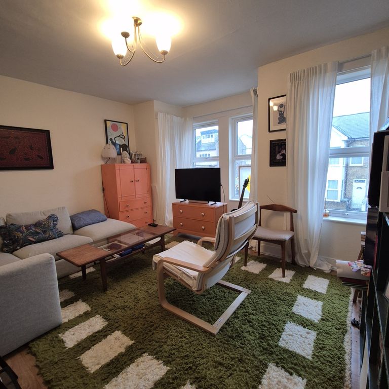 Property photo 3 of 8