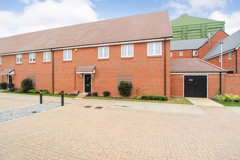 Property photo 1 of 12 Front