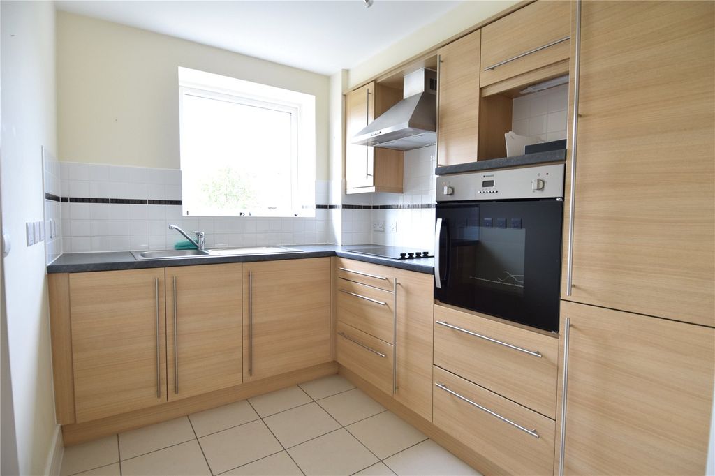 Property photo 2 of 11 Picture No. 03