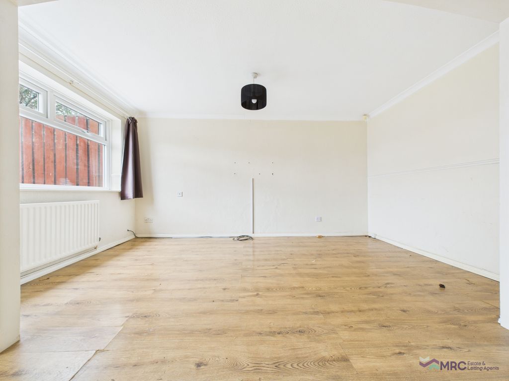 Property photo 3 of 10 Gallery