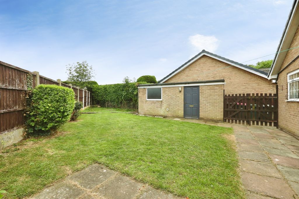 Property photo 3 of 10