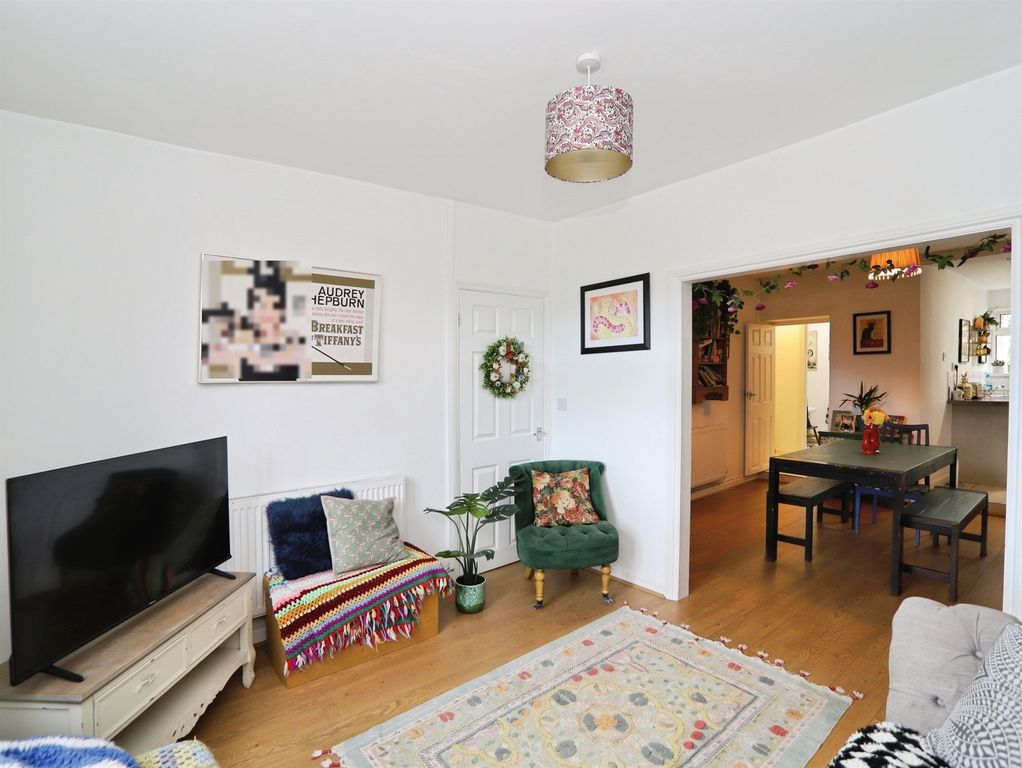 Property photo 2 of 24