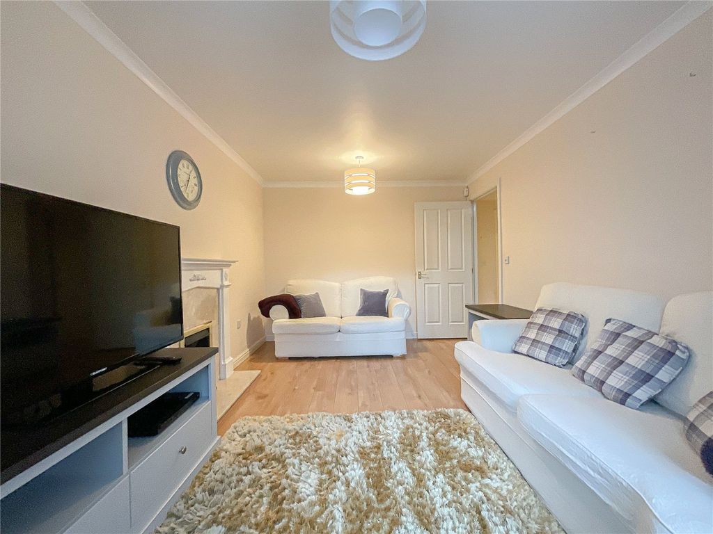 Property photo 3 of 14 Picture No. 08