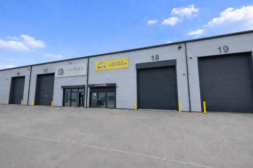 Property photo 1 of 3 Photo 9