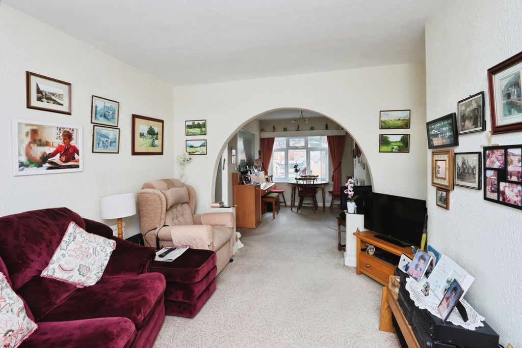 Property photo 3 of 14 Pbox-Img.Jpg