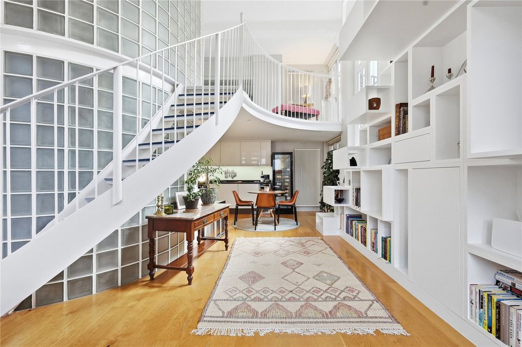 Property photo 3 of 16 Open Plan Reception