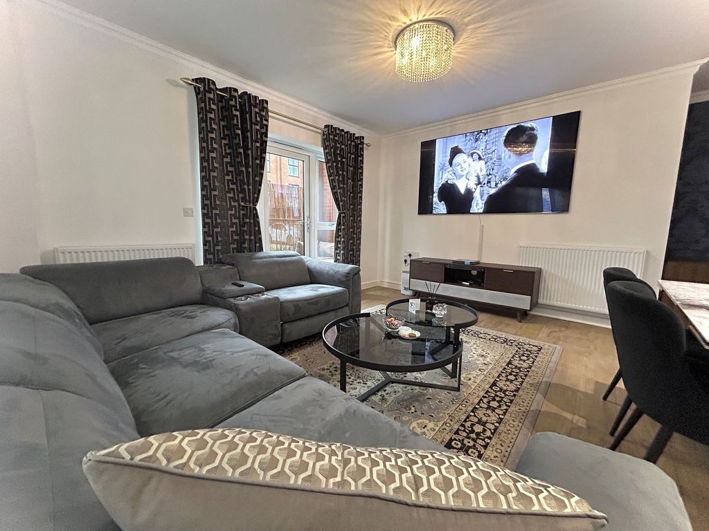 Property photo 2 of 15