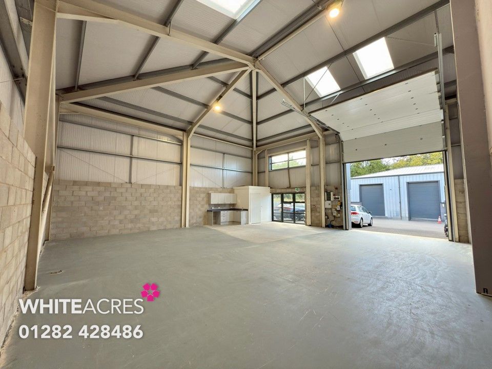 Property photo 2 of 6 Photo 23