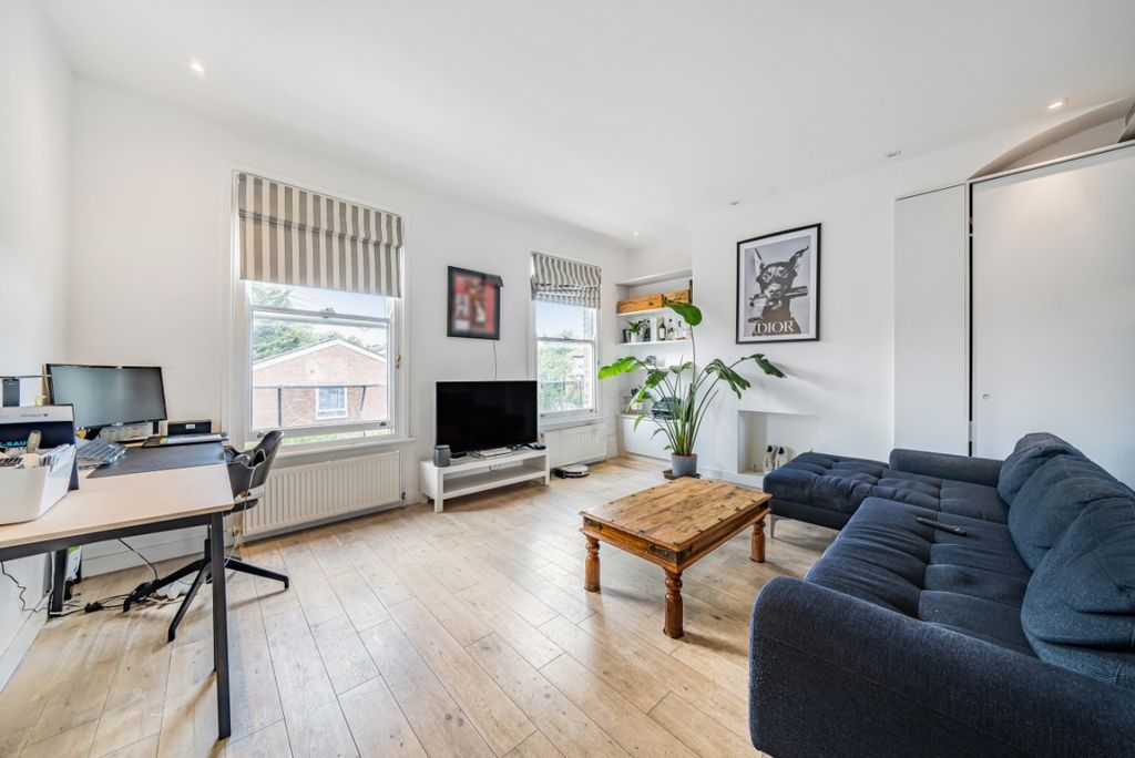 Property photo 1 of 8 1004014 (1)