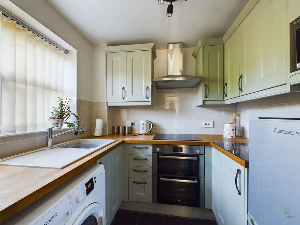 Property photo 3 of 8 Presented By Nicoleta At Ewemove Bexleyheath And D